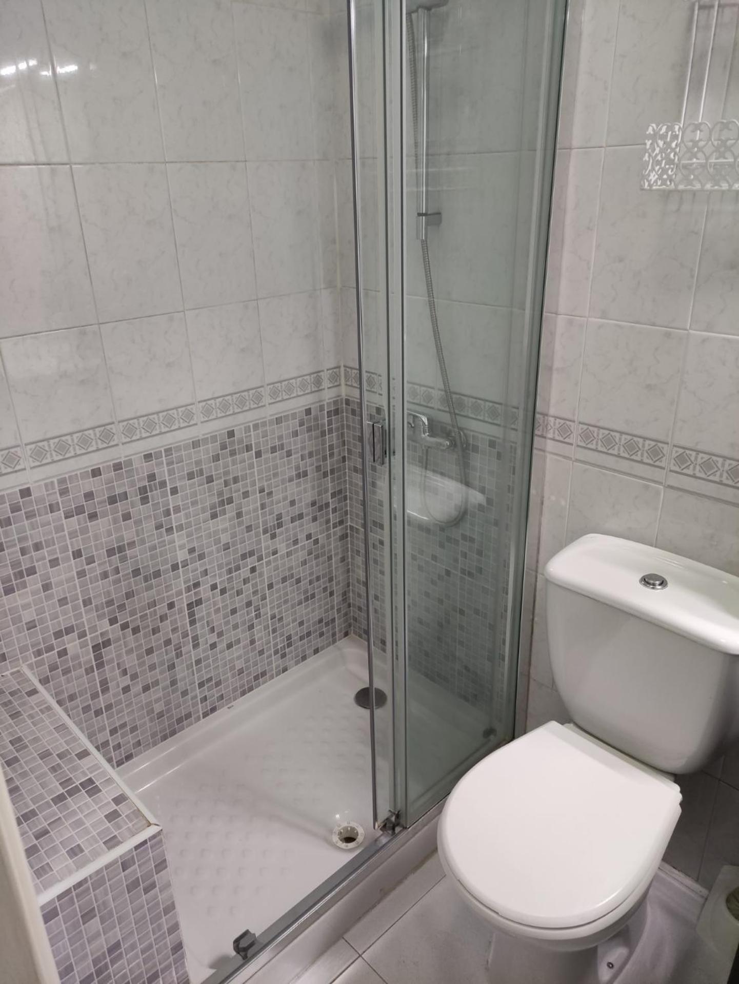 Habitacion Particular Con Bano Privado Sewilla Zewnętrze zdjęcie