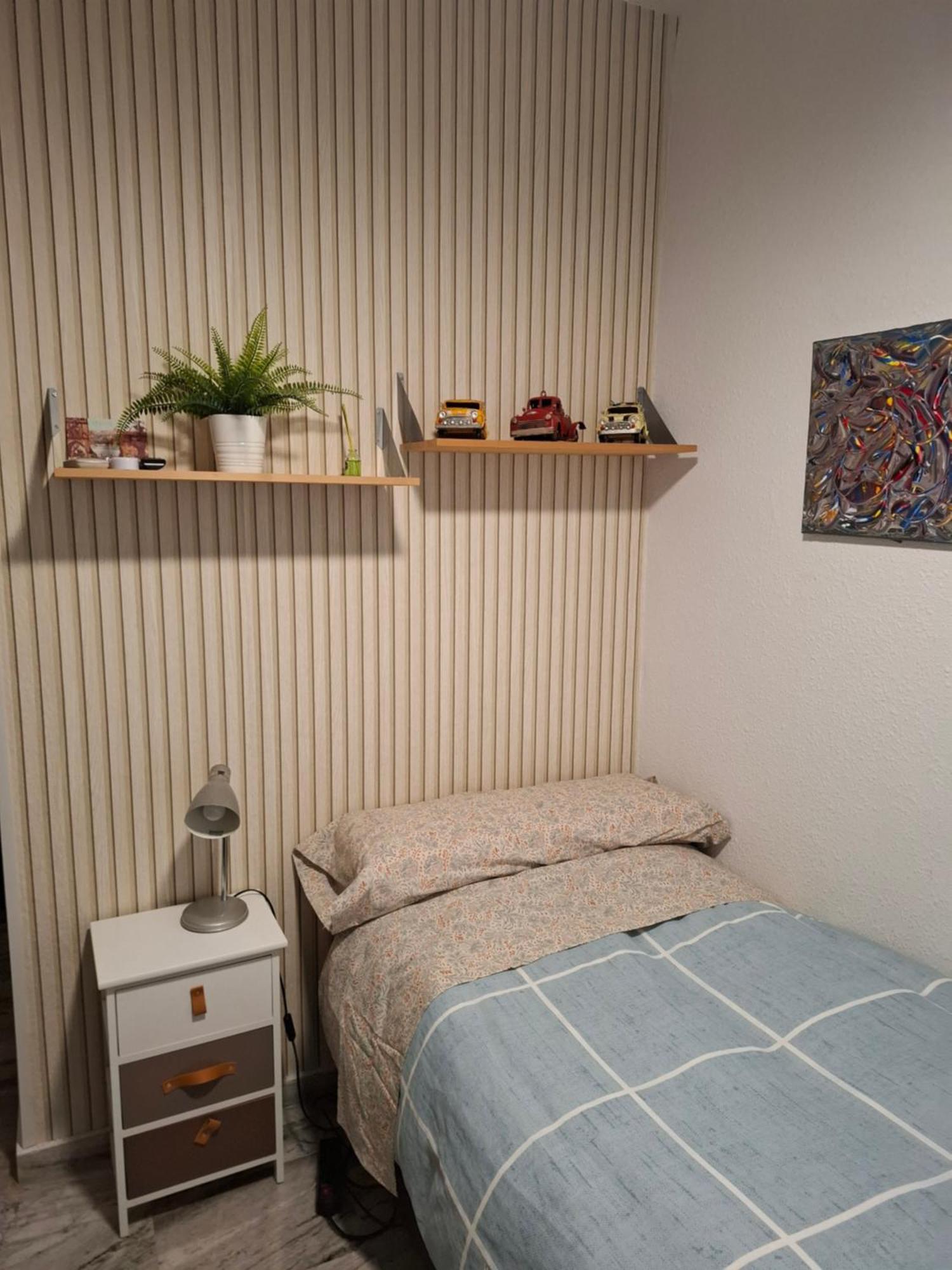 Habitacion Particular Con Bano Privado Sewilla Zewnętrze zdjęcie